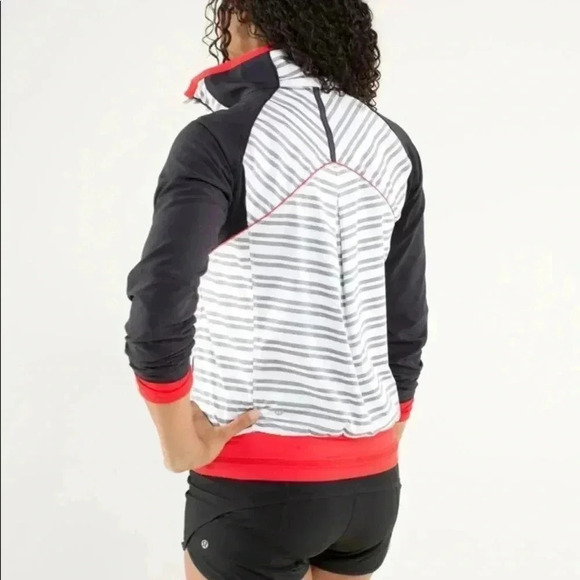 Lululemon Track Attack Jacket - Picture 3 of 10